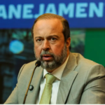 Silveira critica aumentos de tarifas de gás